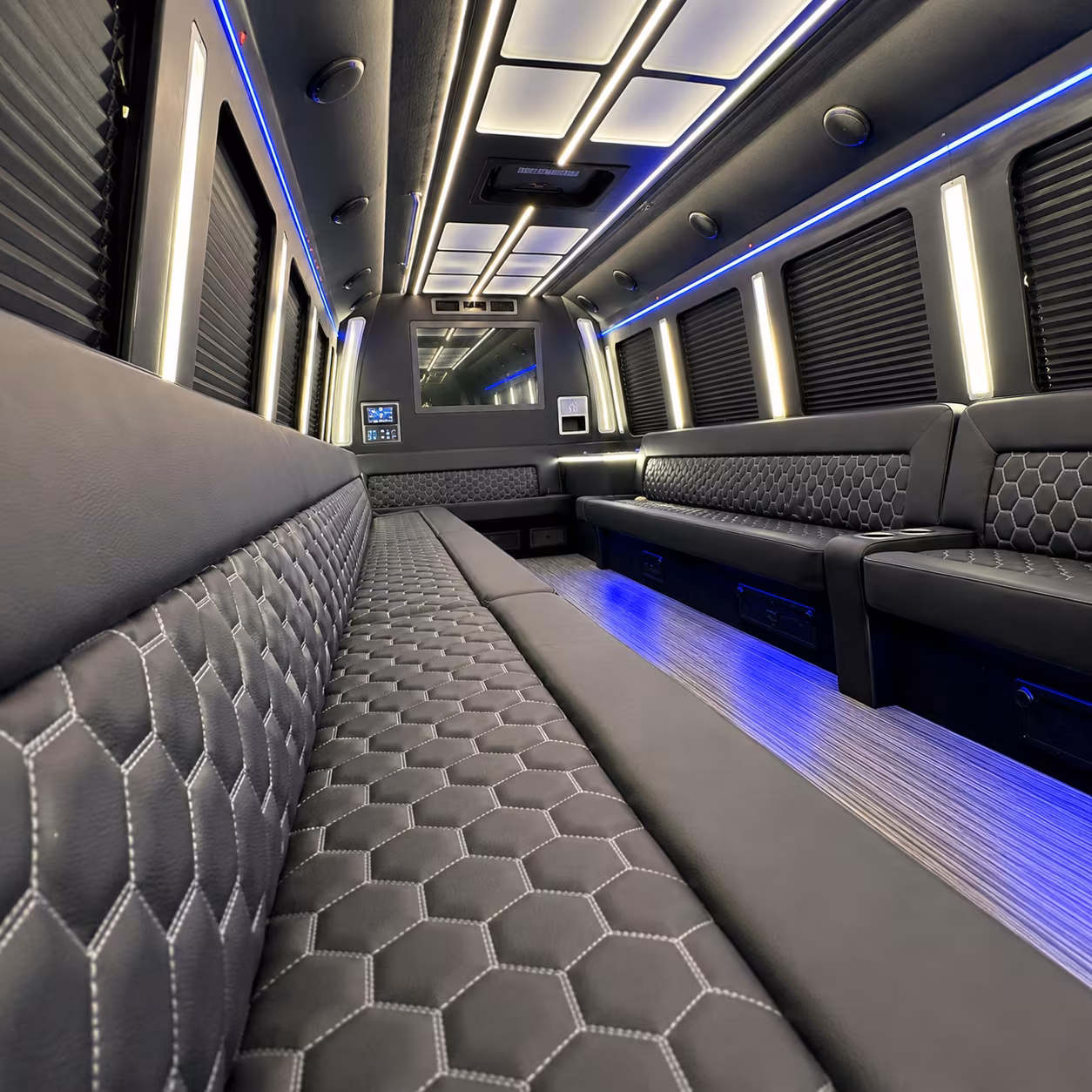 El Cajon Birthday, Sweet 16, & Quinceañera Party Bus Rentals